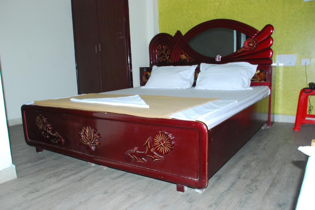 Jayalakshmi Residency Hotel Tirupati Quarto foto